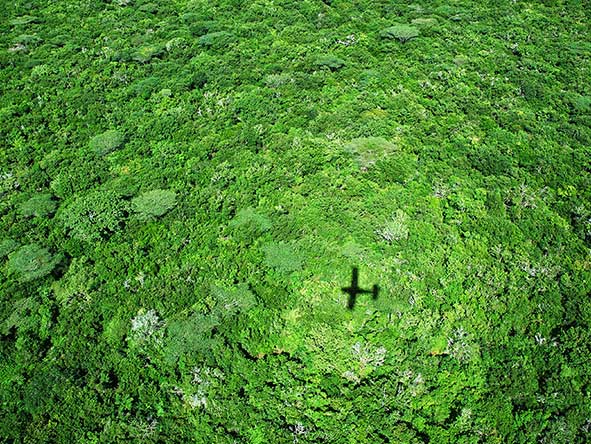 Fly-In-Safari5-Flying-between-camps-in-East-Africa-saves-long-difficult-overland-journeys.
